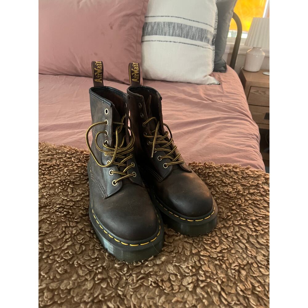 Dr. Martens Unisex 1460 Bex Crazy Horse Leather 8 Eye Boot, Dark Brown, 7 US Wom - Picture 5 of 6
